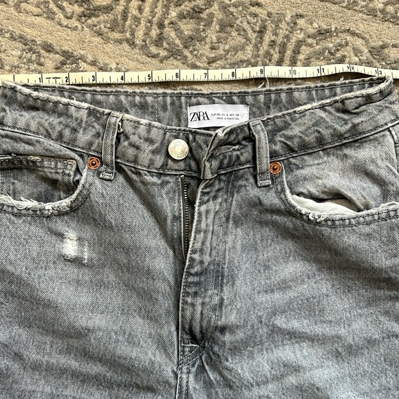 Zara ripped mom fit jeans - Picture 4 of 6